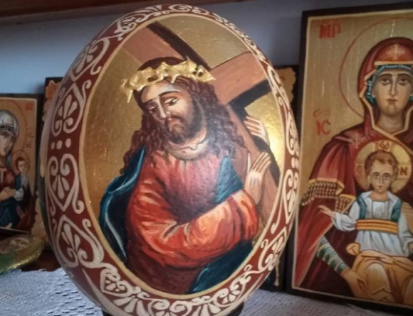 “Drumul crucii, lumină lină” – Vernisajul expoziţiei de pictură religioasă din Lleida
