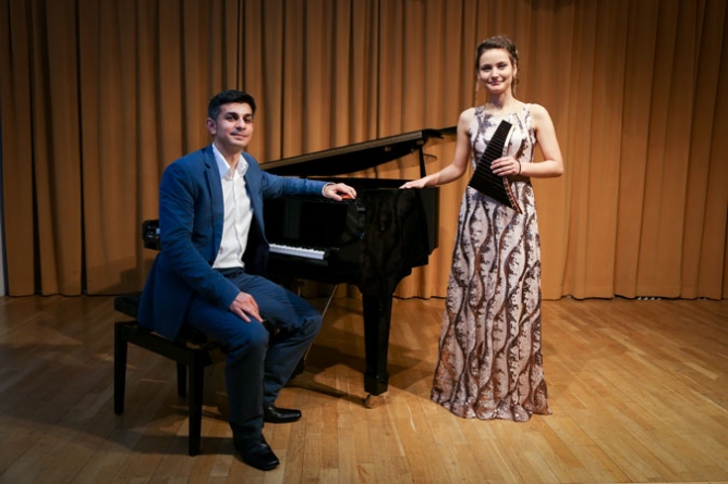 Andrea Chira si Adrian Gaspar concerteaza astazi la Madrid cu “Classic Meets Jazz Meets Folk”