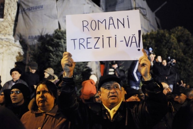 Guvernul Romaniei semnează „de urgenta” o polemica lege favorabilă acuzatilor de coruptie